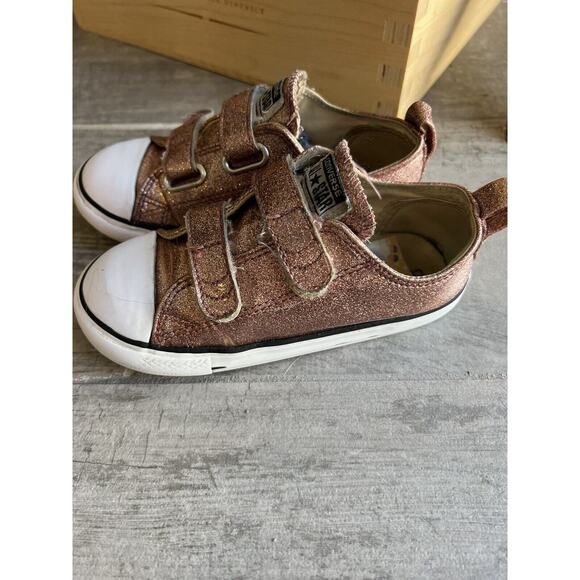 Converse All Star Toddler Girls Glitter Pink Low Top Easy On Sneakers Shoes 10 - Picture 1 of 11